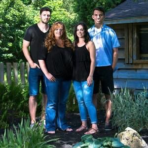 Meet your Posher, Nicola